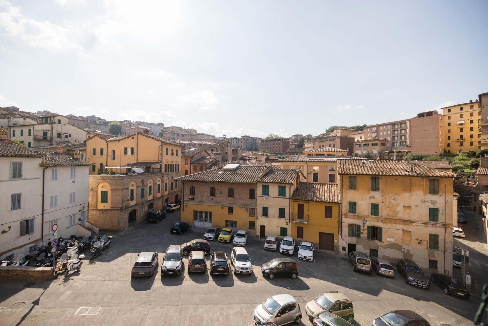 Appartamento Sui Tetti Di Ovile سيينا المظهر الخارجي الصورة